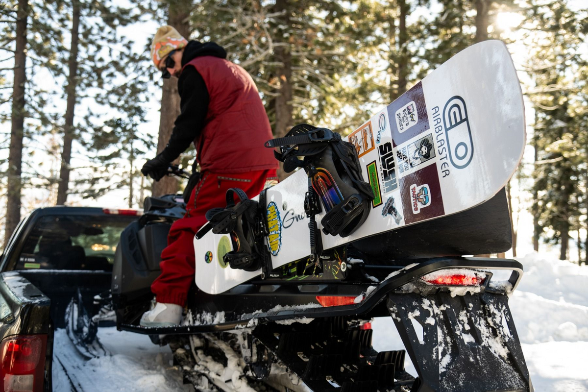 GNU Hyper Blake Paul Snowboard Off White 159 WIDE