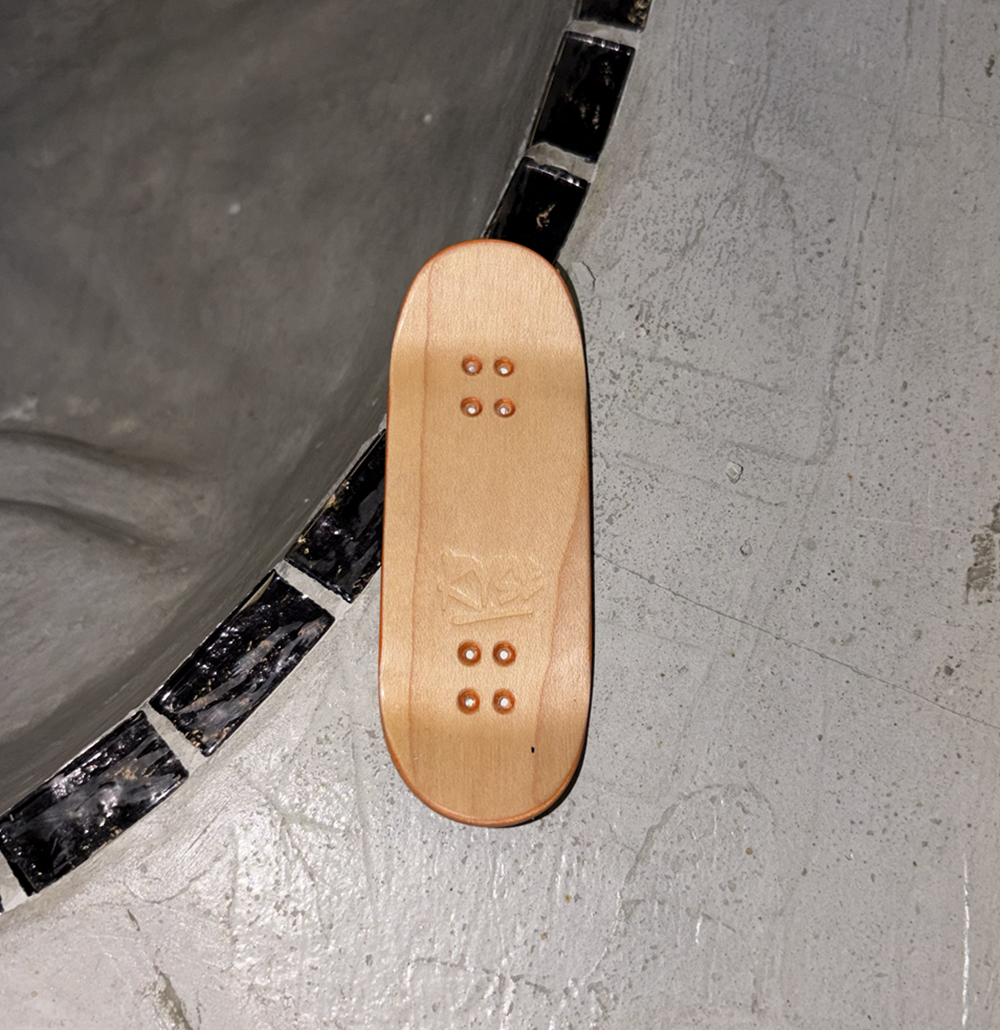 RYSE Broadcast Fingerboard Deck Black 34mm OG Midgard