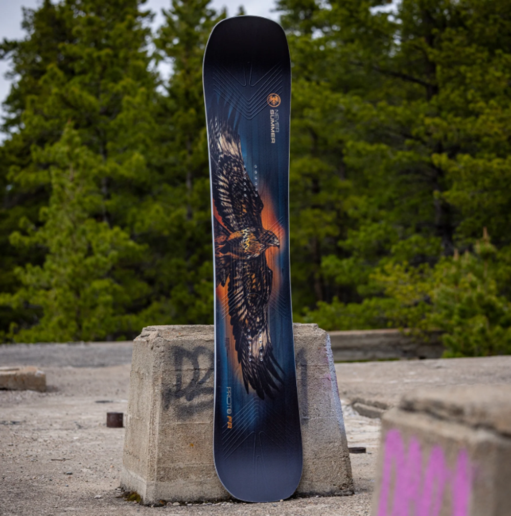 Never Summer Proto T3 FR Snowboard 2027 Dark Blue Orange 156