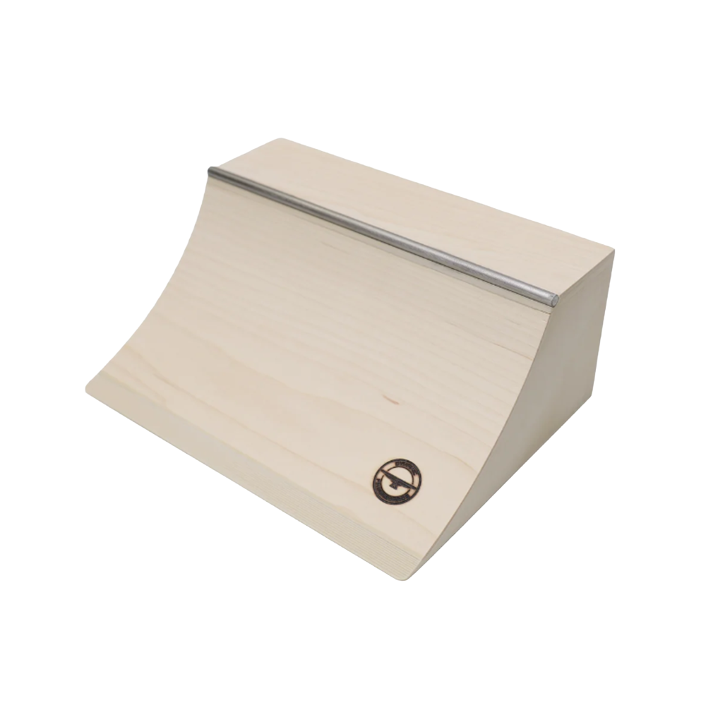 Dynamic Standard Quarterpipe Fingerboard Ramp Natural 9x3.7
