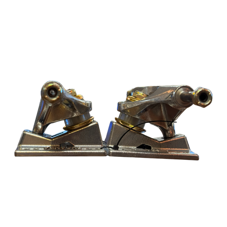 Venture V-Hollow Lights V8 Polished Trucks Silver 5.8 Set