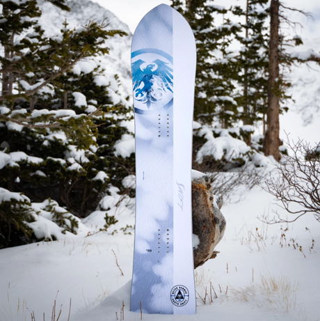 Never Summer Swift Snowboard 2027 White 152