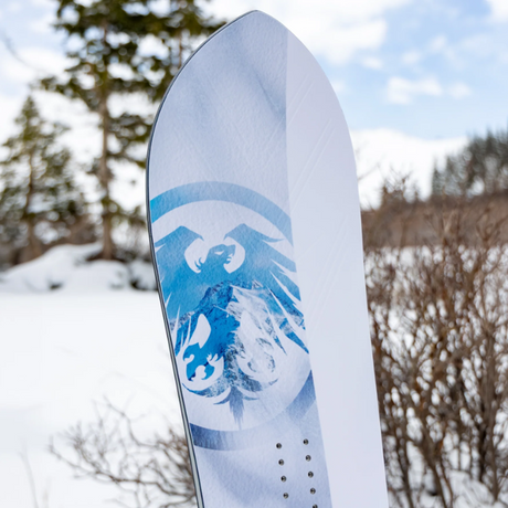 Never Summer Swift Snowboard 2027 White 152