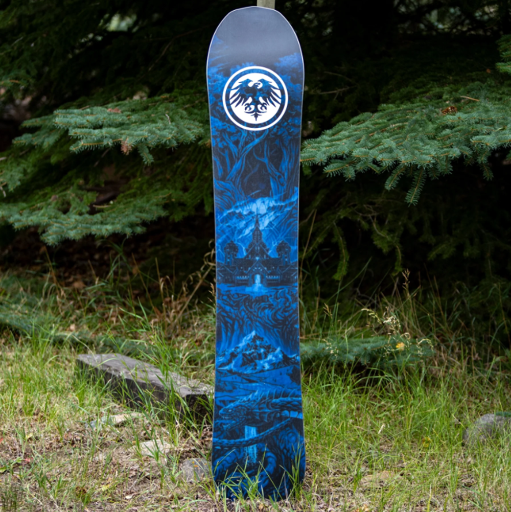 Never Summer Valhalla Snowboard 2027 Black Blue 160
