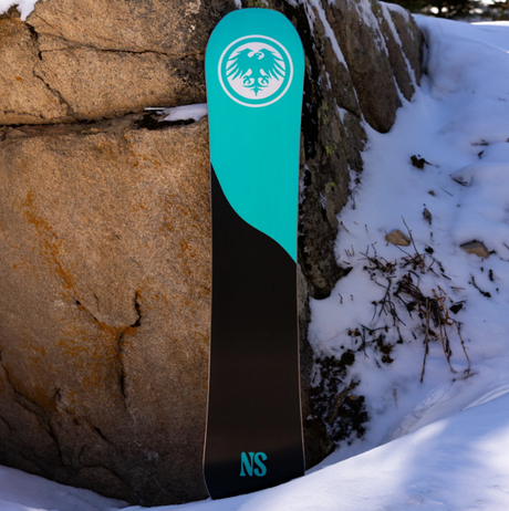 Never Summer Infinity Womens Snowboard 2027 Black Orange 145